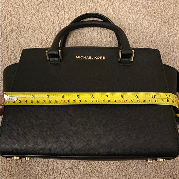 selling mk bag - Picture 5 of 7